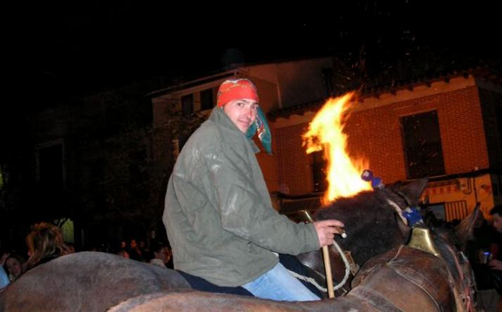 foto de virgen de los pegotes