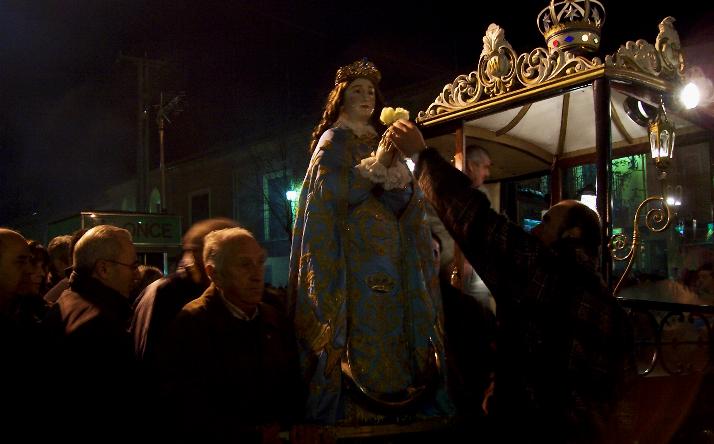 foto de virgen de los pegotes