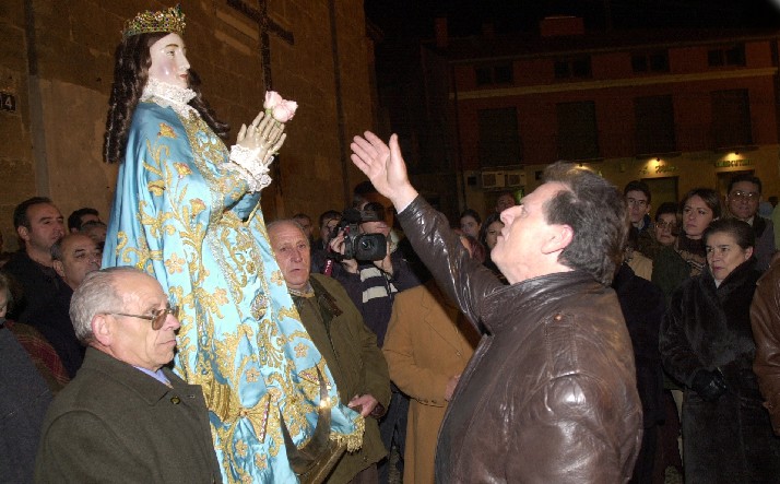 foto de virgen de los pegotes