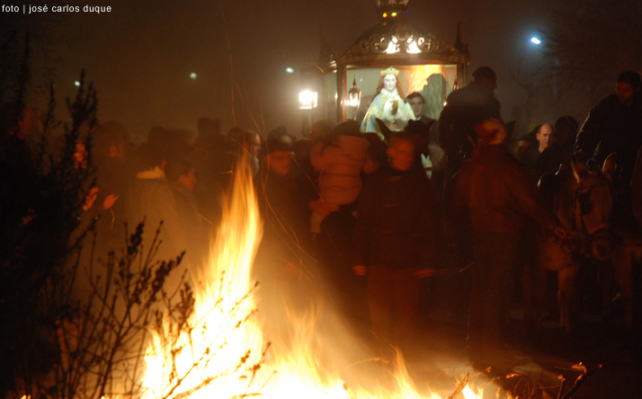 foto de virgen de los pegotes