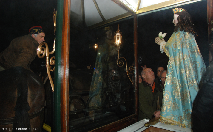 foto de virgen de los pegotes