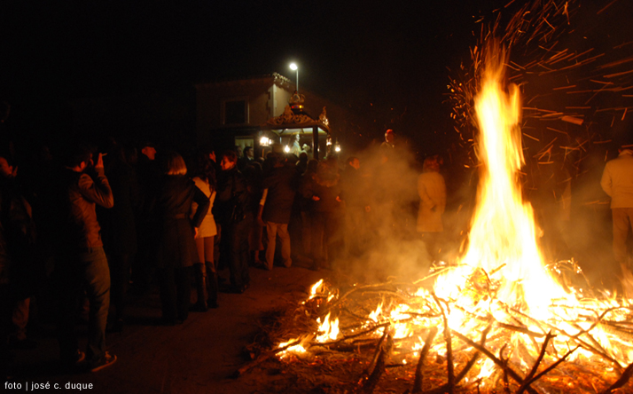 foto de virgen de los pegotes