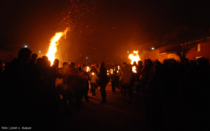 foto de virgen de los pegotes