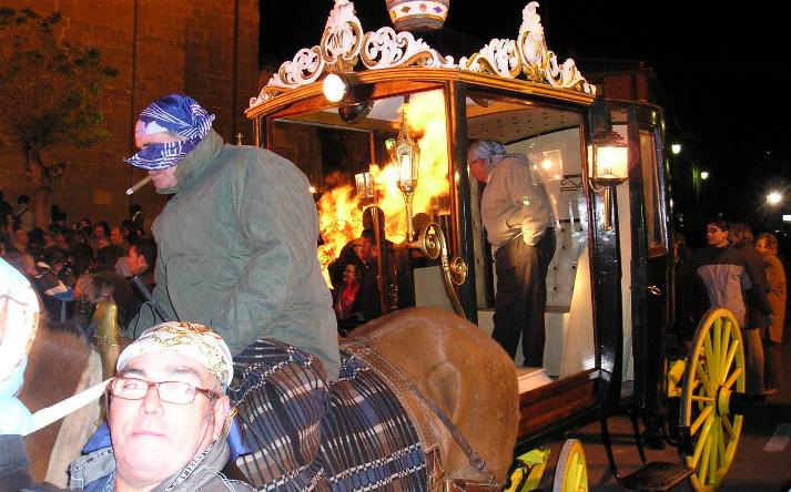 foto de virgen de los pegotes