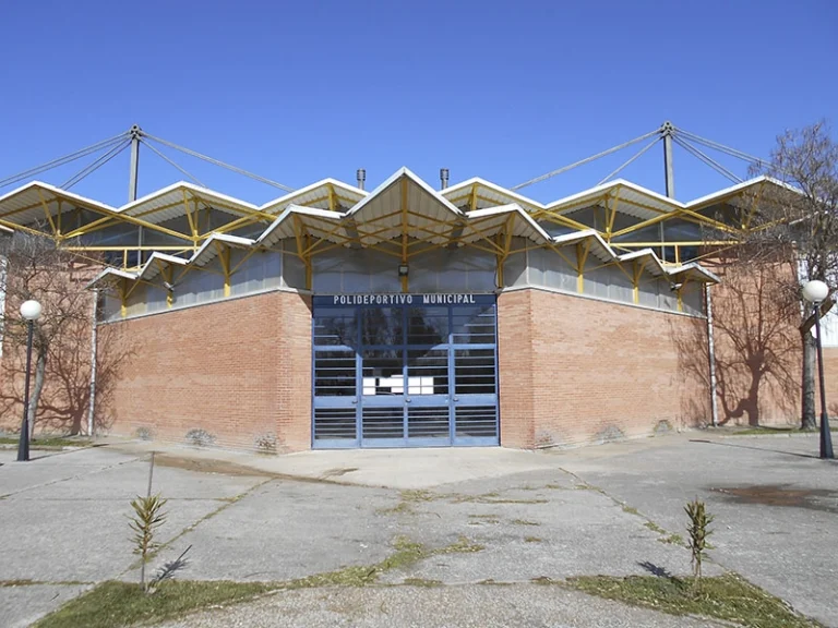 Pabellón Cubierto — Polideportivo Municipal